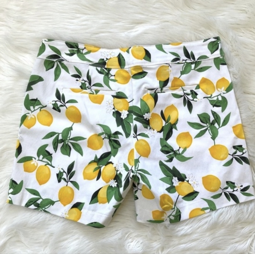 NWOT Isaac Mizrahi Bright White Lemon & White Floral Sailor Print Shorts Size 8 - Picture 12 of 16